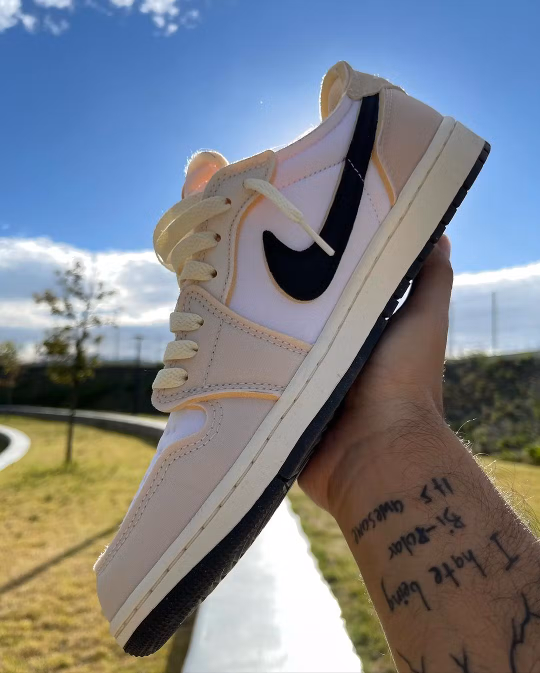 Air Jordan 1 Low OG EX 'Coconut Milk' DV0982-100 Air Jordan 1 Low OG EX 'Coconut Milk' DV0982-100